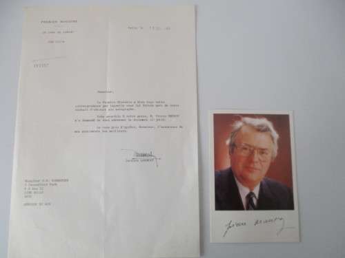 PRINTED AUTOGRAPH  - PIERRE MAUROY  -FRENCH POLITICIAN