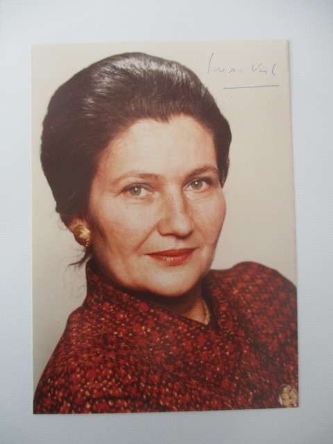 AUTOGRAPHED / SIGNED - SIMONE VEIL - 12TH  PRESIDENT OF FRANCE AND LETTER