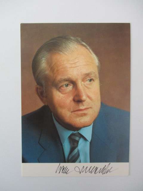 AUTOGRAPHED / SIGNED - DR. OSCAR SCHNEIDER GERMAN POLITICIAN