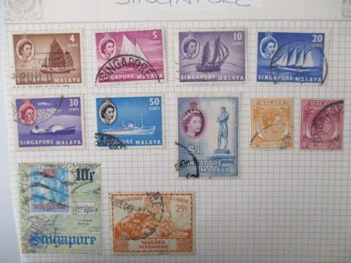 SINGAPORE - LOT OF HINGED STAMPS