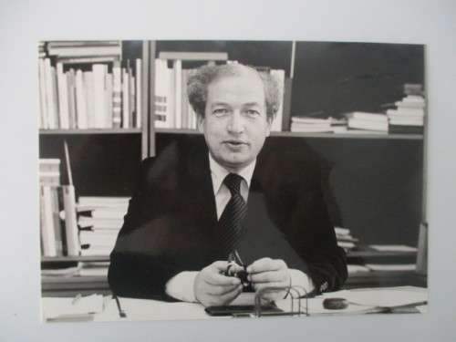 AUTOGRAPHED / SIGNED - JAN-ERIK WIKSTROM SWEDISH PUBLISHER  AND POLITICIAN