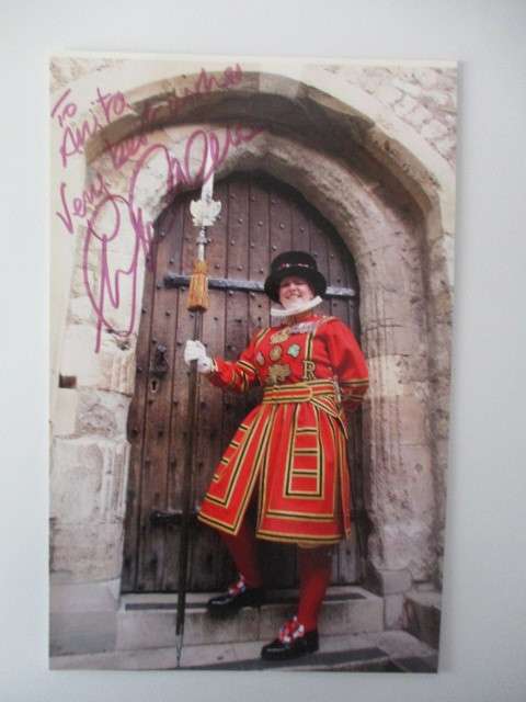 AUTOGRAPHED / SIGNED - MOIRA CAMERON -  FIRST  WOMAN  - YEOMAN WARDER TOWER OF LONDON GUARD