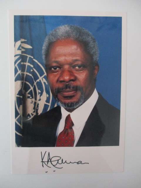 AUTOGRAPHED / SIGNED -  KOFI ANNAN - FORMER  SECRETARY GENERAL UNITED NATIONS