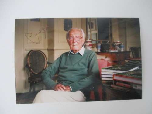 AUTOGRAPHED / SIGNED - LORD CARRINGTON  CARD NOTE AND PHOTOGRAPH