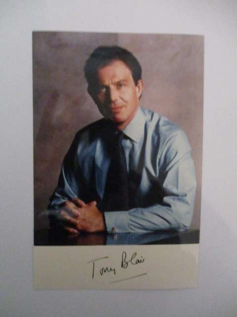 PRINTED AUTOGRAPH FORMER PRIME MINISTER OF ENGLAND TONY BLAIR