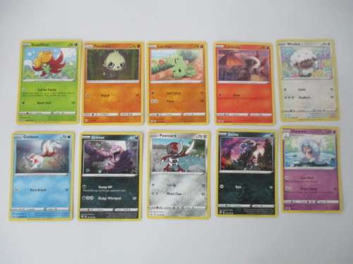 POKEMON - LOT OF 10 CARDS