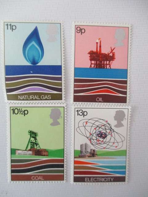 GREAT BRITAIN -  ENERGY RESOURCES  UNUSED STAMPS