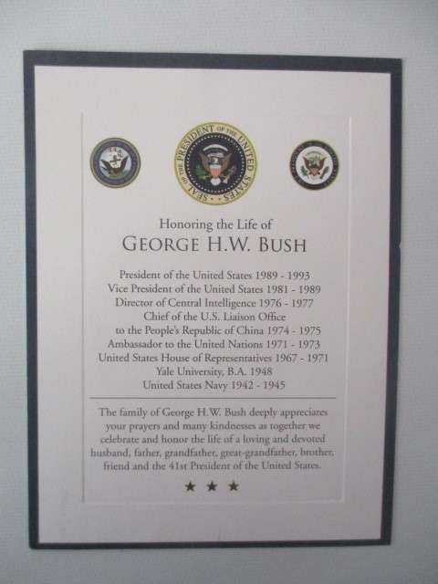 AUTOGRAPHED / SIGNED -  USA  PRESIDENT DWIGHT D. EISENHOWER A4 FREE GEORGE BUSH FUNERAL CARD!!!