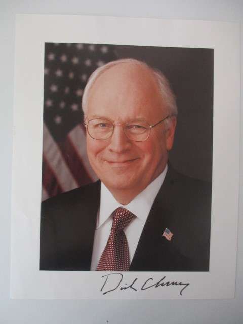 AUTOGRAPHED / SIGNED - DICK CHENEY A4 SIZE