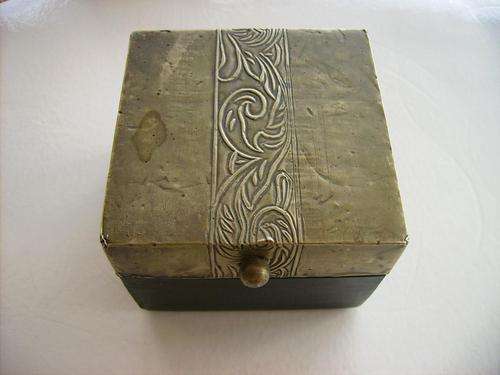 Trinket box wood and pewter