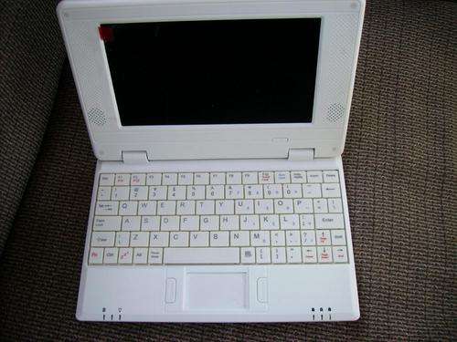 WiFi 7" Google Android 2.2 Mini Laptop Notebook QWERTY Keyboard - Almost Brand New!!!