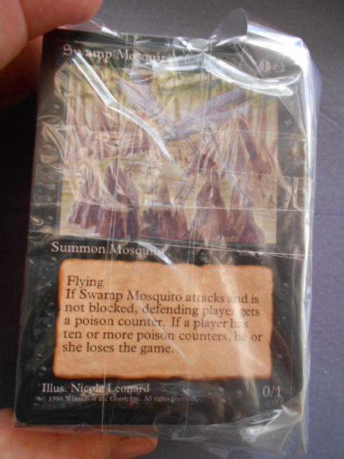 Magic the Gathering 100 or more commins if a rare or uncommin sneak in good 4 u