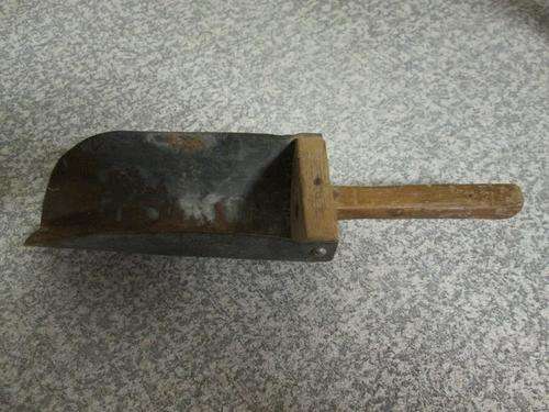 Antique flour or seed scoop