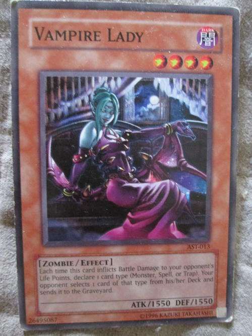 YU-GI-OH VAMPIRE LADY PLAYED CARD
