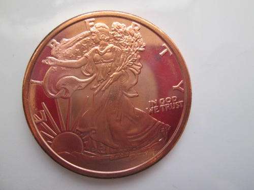 Beautiful capsuled solid copper Liberty 999 fine copper crown size