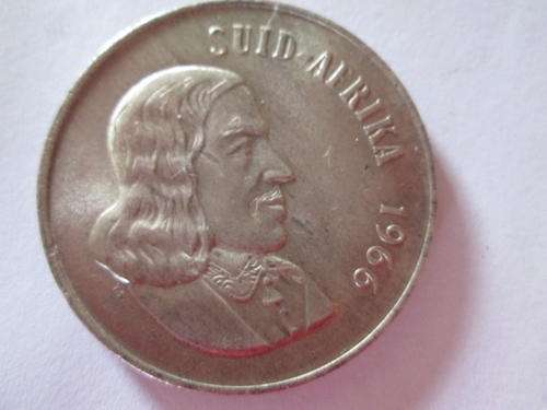 LOVELY AFRIKAANS 1 RAND COIN 1966 GREAT DETAIL 1 START
