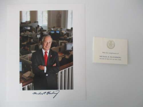 AUTOGRAPHED / SIGNED - MICHAEL R. BLOOMBERG FORMER MAYOR OF NEW YORK A4 SIZE