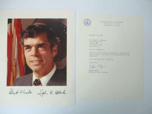 AUTOGRAPHED / SIGNED - JOHN R. BLOCK   FORMER US SECRETARY OF STATE
