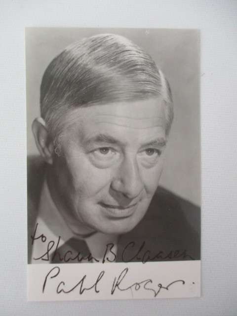 AUTOGRAPHED / SIGNED - VINTAGE ACTOR PAUL ROGERS FROM SLEUTH POST CARD SIZE