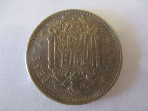 SPAIN 1 PESETE COIN - 1953