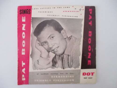 VINTAGE 7 SINGLE PAT BOONE - PLEASE NOTE SEE HIS AUTOGRAPH  IN MY LOT!!!