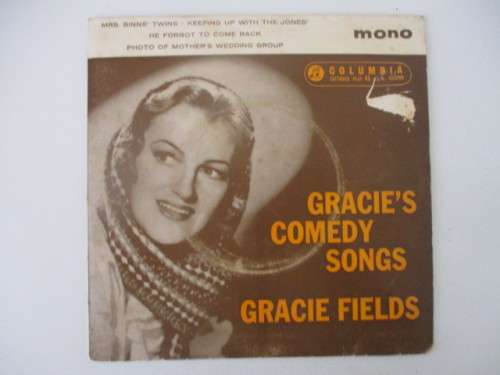 VINTAGE 7 SINGLE - GRACIES COMEDY SONGS - LOVELY CONDITION
