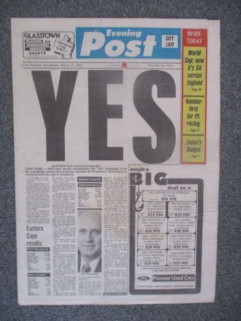 VINTAGE NEWSPAPER - EVENING POST - YES  LANDSLIDE VICTORY   - 1992