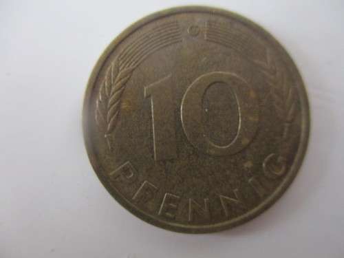 GERMANY - 10  PFENNIG - 1990  - LOVELY DETAIL
