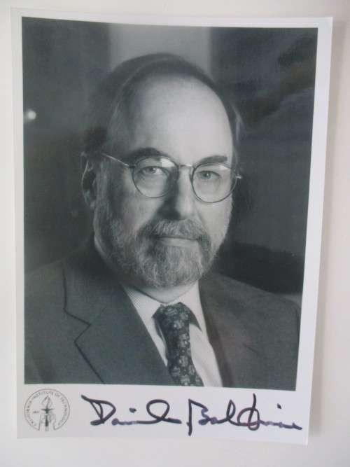 AUTOGRAPHED / SIGNED - DAVID BALTIMORE NOBEL PRIZE WINNER MEDICINE