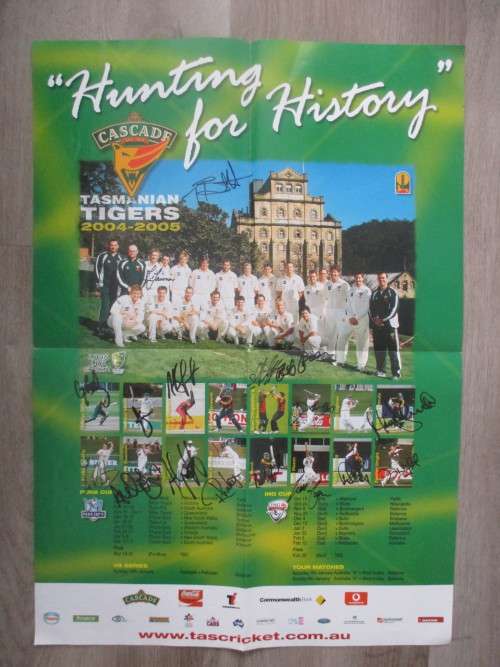 LOVELY TEAM SIGNED POSTER -  TASMANIAN TIGERS 2004-2005 - CRICKET