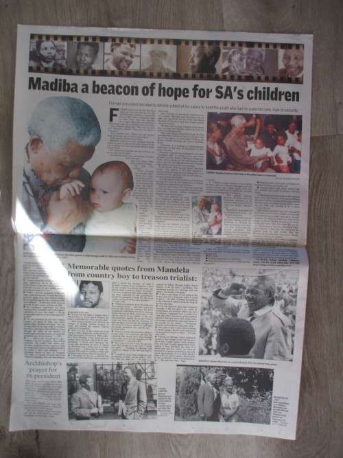 NEWSPAPER INSERT - MANDELA - HAMBA KAKUHLE MADIBA 1918-2013 -THE HERALD