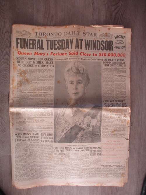 VINTAGE NEWSPAPER - TORONTO DAILY STAR  - FUNERAL QUEEN MARY 1953