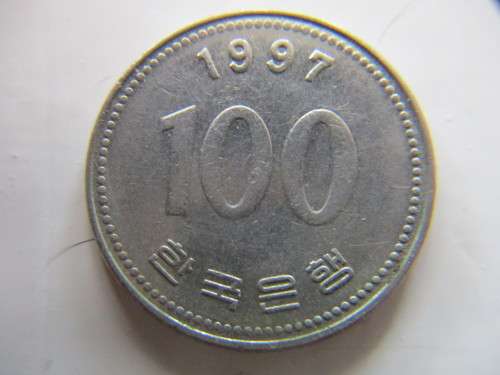 KOREA 100 WON COIN 1997