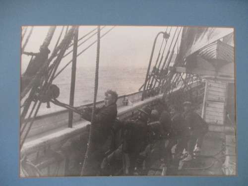 LOVELY ANTIQUE TO VINTAGE LARGE PICTURE / POSTER OF THE CREW ON THE MARY CELESTE