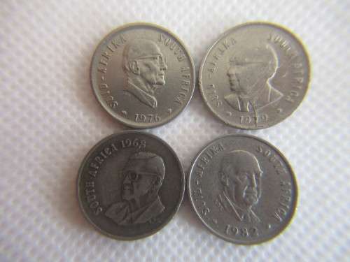 SOUTH AFRICA - LOT OF 4 - PRESIDENT 5c COINS -  1976 - 1979 - 1968 - 1982 (3)
