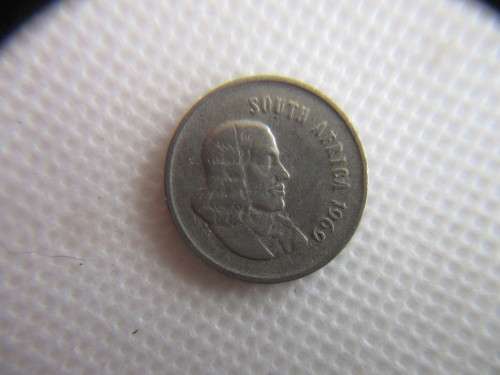 SOUTH AFRICA - 5c OLD AND NEW 5 COINS - 2008 - 1986 - 1969 - 1976 - 1982  (14)