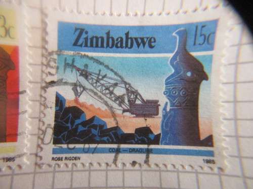 ZIMBABWE - LOT OF 6  MOUNTED STAMPS