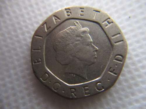 GREAT BRITAIN - TWENTY PENCE  - 2005
