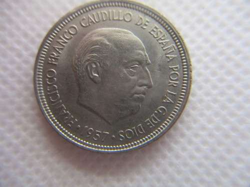 SPAIN - 5 PESETAS  - 1957  LOVELY DETAIL COIN