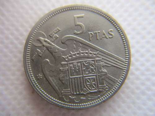 SPAIN - 5 PESETAS  - 1957  LOVELY DETAIL COIN