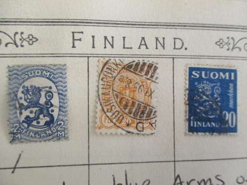 FINLAND / RUSSIA  - LOTOF 3 STAMPS USED MOUNTED