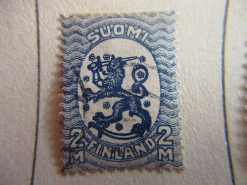 FINLAND / RUSSIA  - LOTOF 3 STAMPS USED MOUNTED