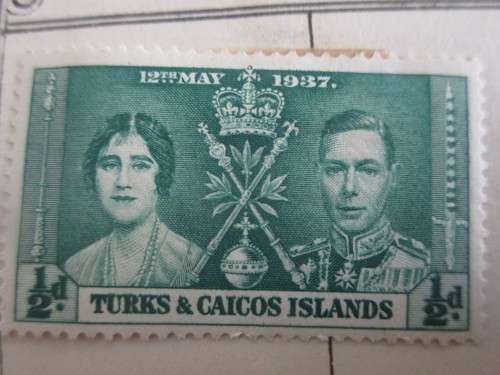 VENEZUELA OLD MOSTLY UNUSED MOUNTED AND ONE / TURKS ISLAND