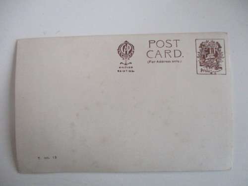 VINTAGE POSTCARD  TOWER OF LONDON