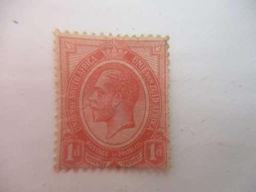 SOUTH AFRICA LOT OF  USED STAMPS AND 6D CHANGED DATE AND OVER PRINT STAMP