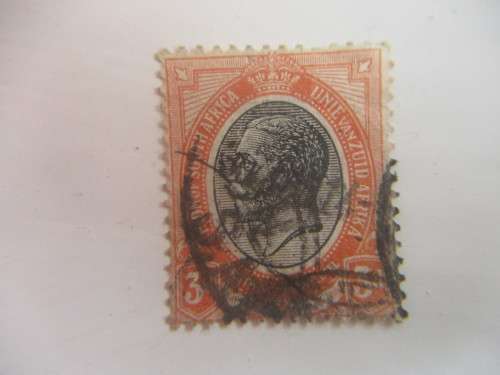 SOUTH AFRICA LOT OF  USED STAMPS AND 6D CHANGED DATE AND OVER PRINT STAMP