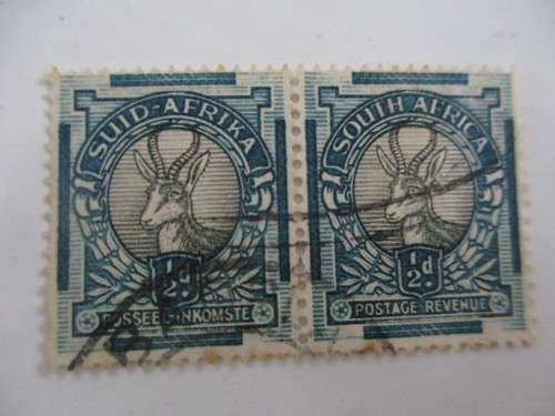 SOUTH AFRICA - 1/2D BILINGUAL SPRINGBOK  PAIR X2 USED STAMPS