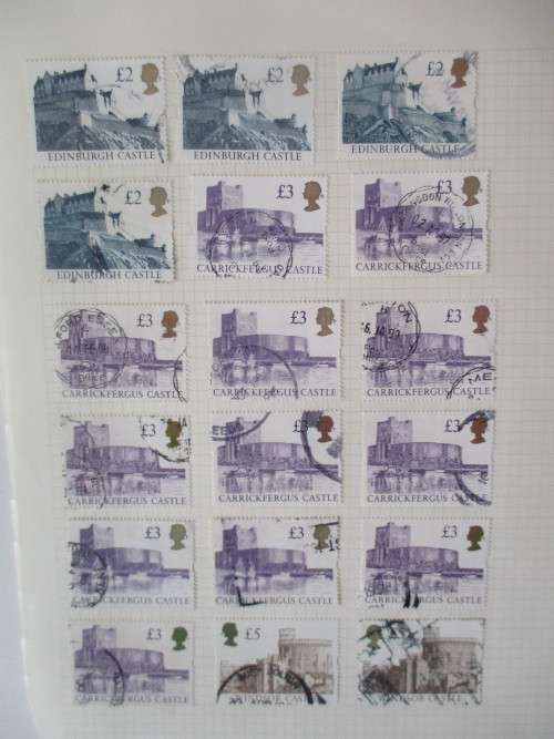 GREAT BRITAIN  - PAGE OF USED MOUNTED CASTLE STAMPS
