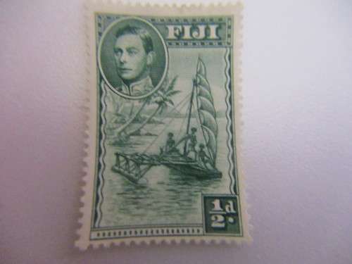 FIJI UNUSED  PREVIOUSLY MOUNTED STAMP KING GEORGE