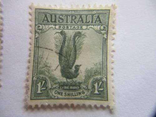 AUSTRALIA - USED MOUNTED STAMPS AND THE LYRE BIRD STAMP 1932